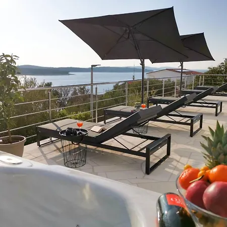 Hvar Dream View Penthouse With Hot Tub