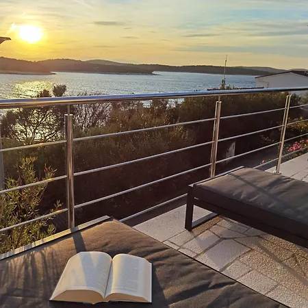 Hvar Dream View Penthouse With Hot Tub
